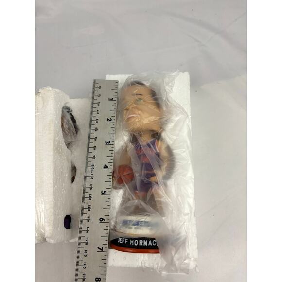 Lot of 2 Sports Bobbleheads Dewanna Bonner Jeff Hornacek Suns - Picture 3 of 6